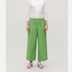 COS Cropped Pressfold Cotton Trousers Green Size 4 New With Tags